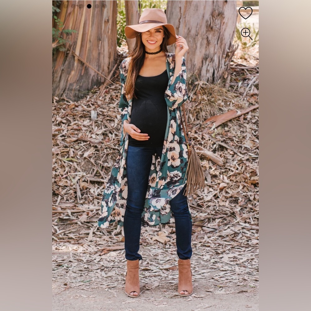 Pink Blush Maternity Green Floral Chiffon Maternity Cover Up/Kimono Small